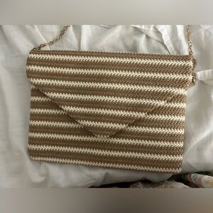 NWOT Urban Expressions straw envelope crossbody/clutch